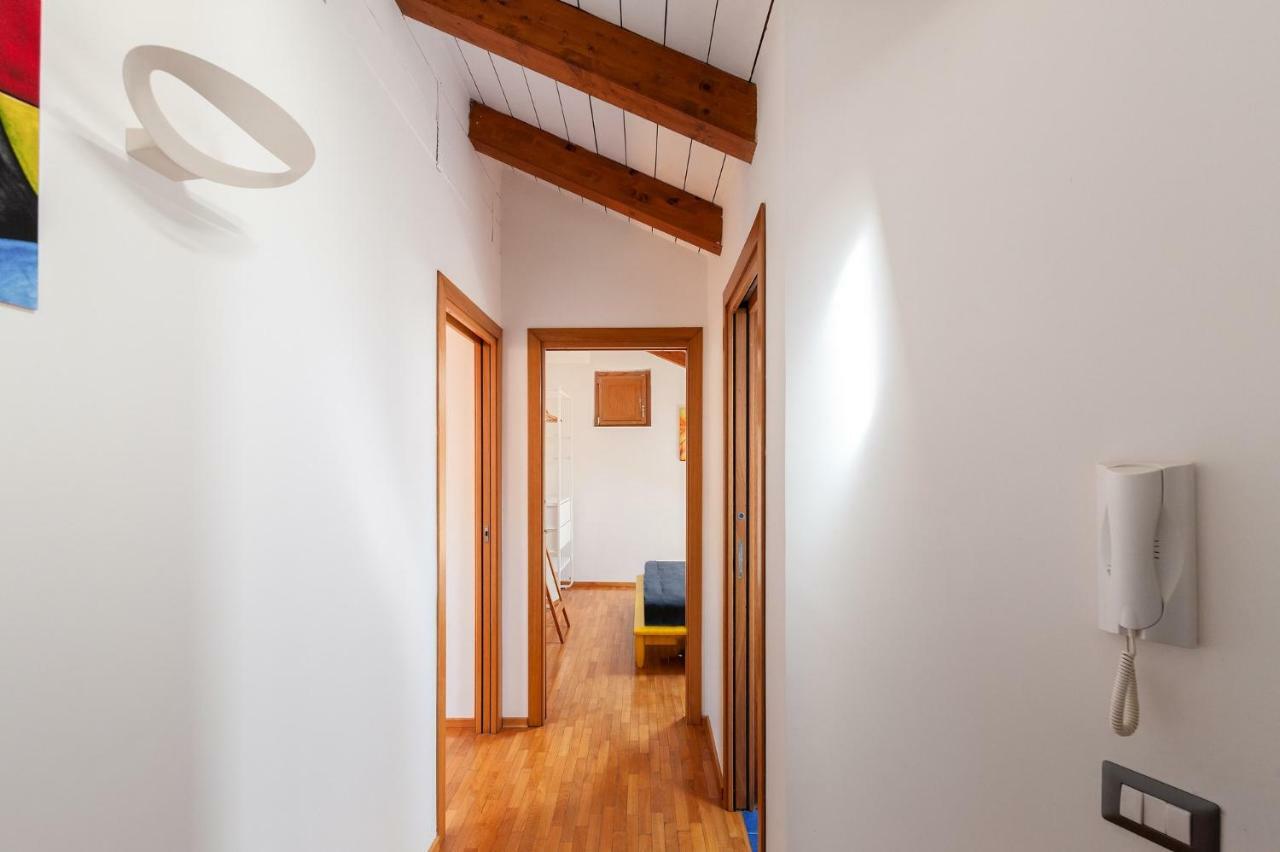 Starhost - Casa Masu' Apartment Salerno Bagian luar foto